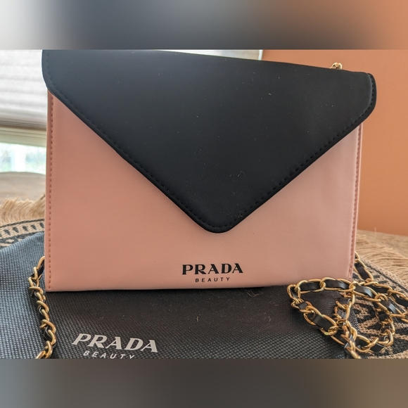 Prada beauty pouch - Picture 4 of 10